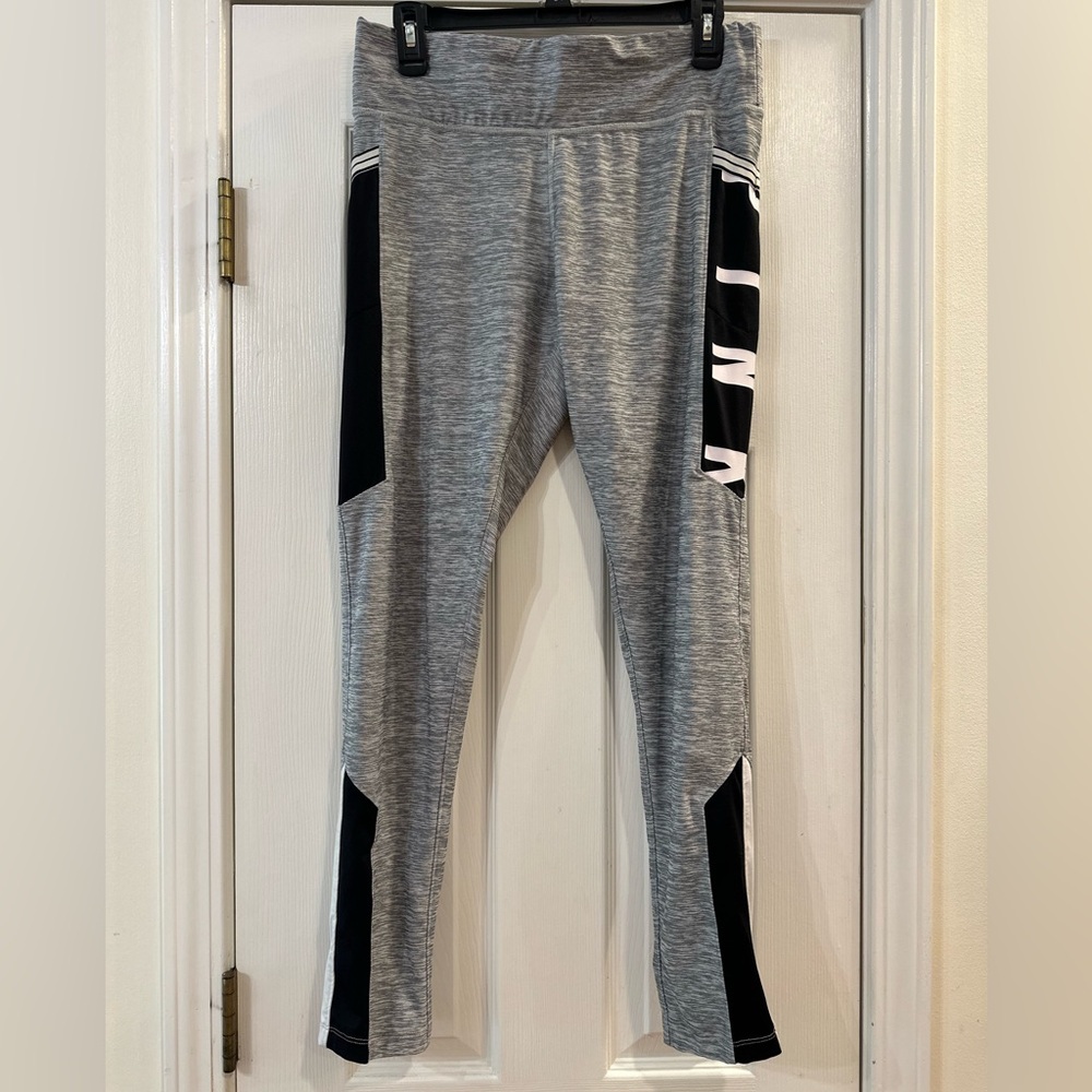 PINK Victoria’s Secret Ultimate Color block leggings